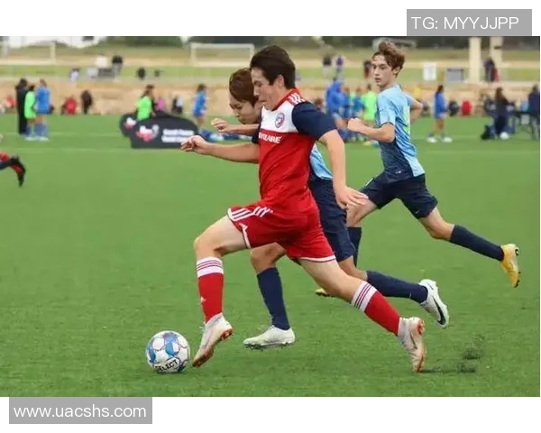 土超联赛激战正酣欧战资格争夺战火重燃各队全力以赴